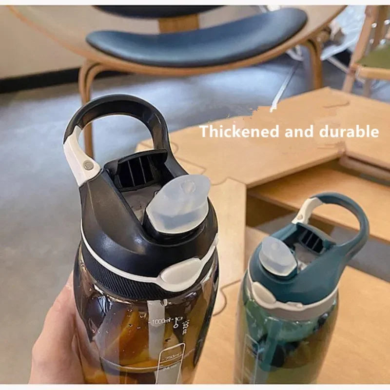 Sportdrinkfles 1L met Rietje – BPA-vrij Tritan